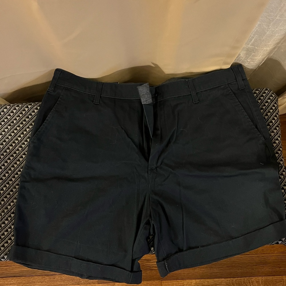 NWT Nautica mens size 38 deck classic fit shorts